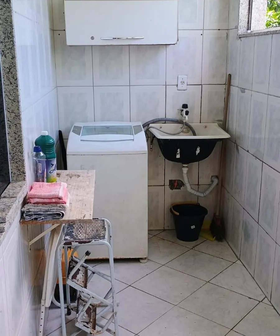 Apartamento Mob à 5 minutos da Praia do Forte dois quartos Cabo Frio
